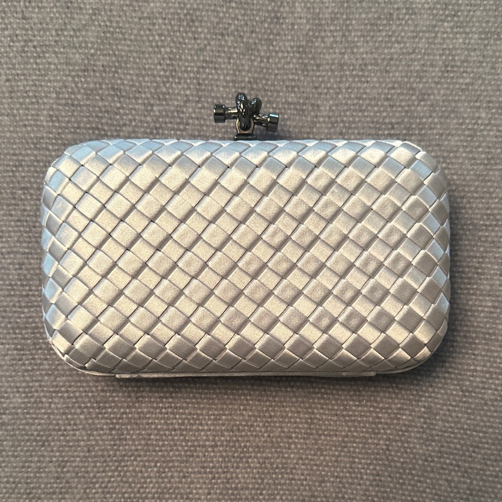 Satin Intrecciato Knot Clutch. - Picture 2 of 10